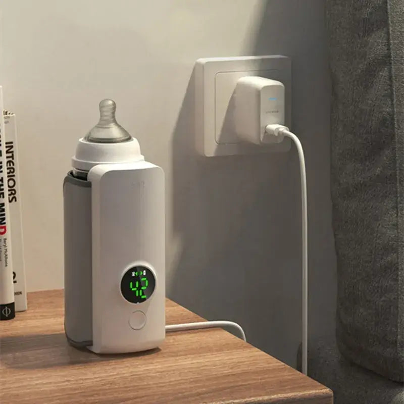 Rechargeable Baby Bottle Warmer – Digital Display & Adjustable Temperature Control